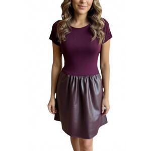 NEW VAVA short sleeve dress in purple